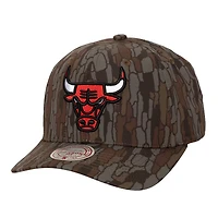 Mitchell  Ness Chicago Bulls Hidden Pro-Crown Adjustable Hat