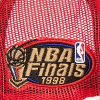Mitchell  Ness Chicago Bulls Roper Meshback Trucker Snapback Hat