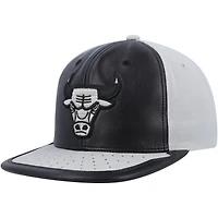 Mitchell Ness / Chicago Bulls Day One Snapback Hat