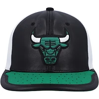 Mitchell  Ness Green Chicago Bulls Day One Snapback Hat