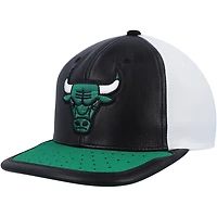 Mitchell  Ness Green Chicago Bulls Day One Snapback Hat