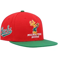 Mitchell  Ness Green Milwaukee Bucks Hardwood Classics Snapback Hat