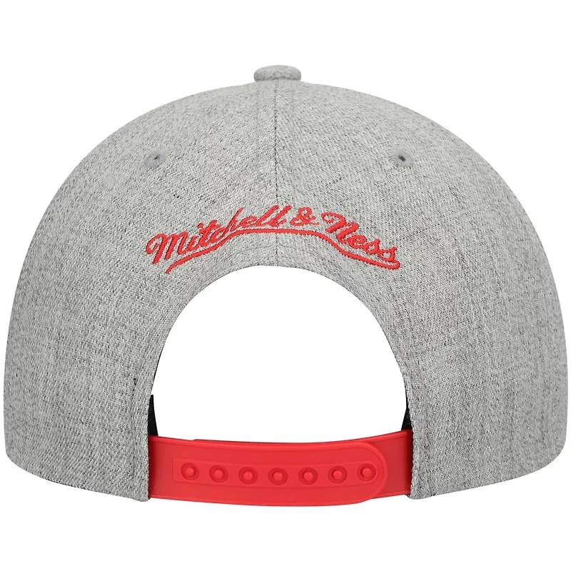 Mitchell  Ness Heathered Gray Atlanta Hawks Hardwood Classics Team 20 Snapback Hat