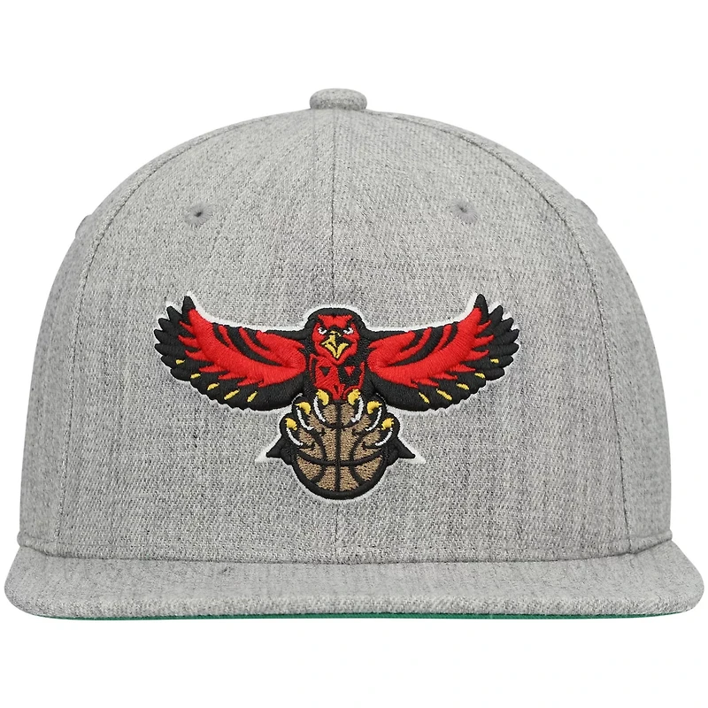 Mitchell  Ness Heathered Gray Atlanta Hawks Hardwood Classics Team 20 Snapback Hat