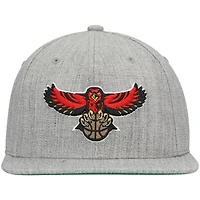 Mitchell  Ness Heathered Gray Atlanta Hawks Hardwood Classics Team 20 Snapback Hat