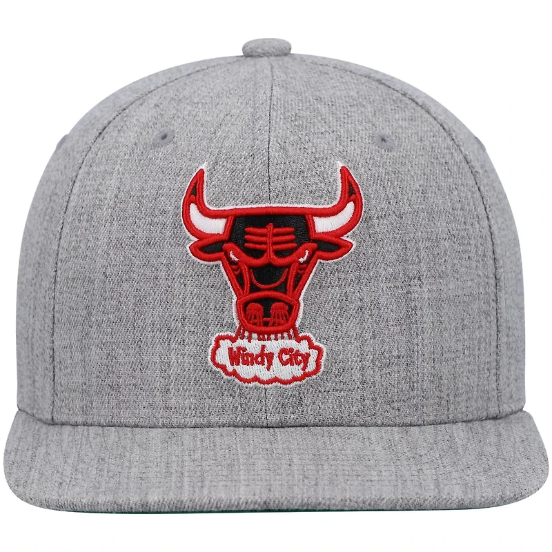 Mitchell  Ness Heathered Gray Chicago Bulls Hardwood Classics Team 20 Snapback Hat