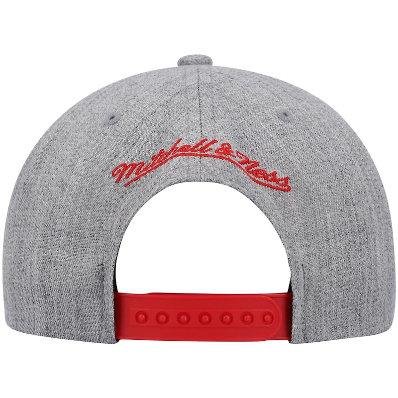 Mitchell  Ness Heathered Gray Chicago Bulls Hardwood Classics Team 20 Snapback Hat