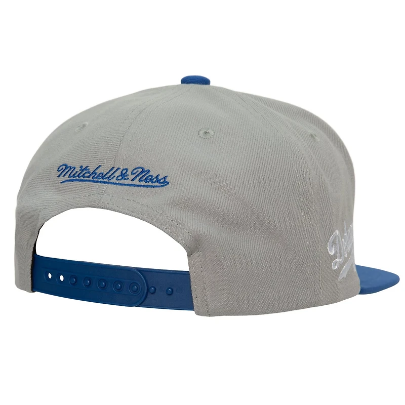 Mitchell  Ness Los Angeles Dodgers Cooperstown Collection Away Snapback Hat