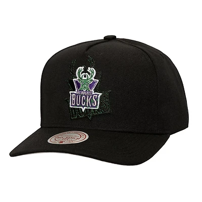 Mitchell  Ness Milwaukee Bucks Tilted Pro Pinch Adjustable Hat