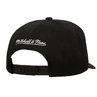 Mitchell  Ness Milwaukee Bucks Tilted Pro Pinch Adjustable Hat