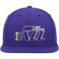 Mitchell  Ness New Orleans Jazz Hardwood Classics Team Ground 20 Snapback Hat