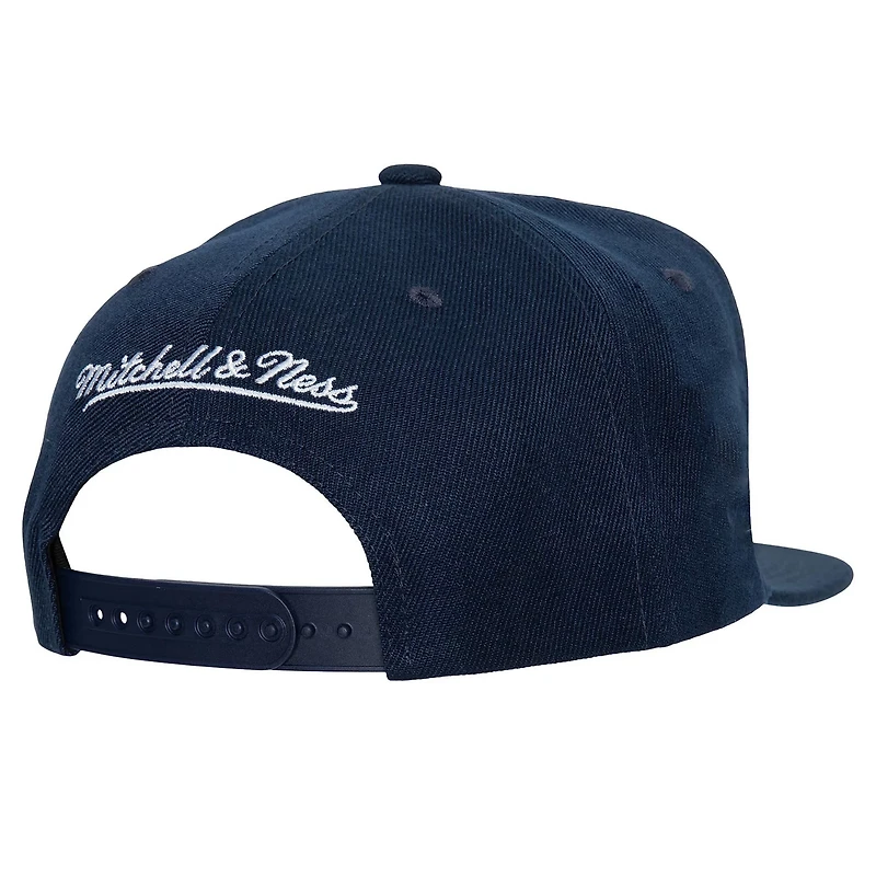 Mitchell  Ness New York Yankees Basic Flip Snapback Hat