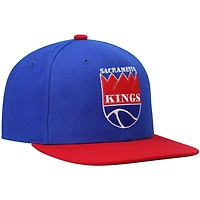 Mitchell  Ness Red Sacramento Kings Hardwood Classics Team Two-Tone 20 Snapback Hat