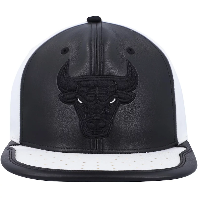 Mitchell  Ness White Chicago Bulls NBA Day One Snapback Hat