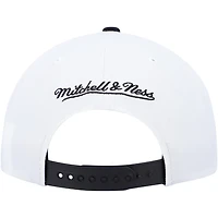 Mitchell  Ness White Chicago Bulls NBA Day One Snapback Hat