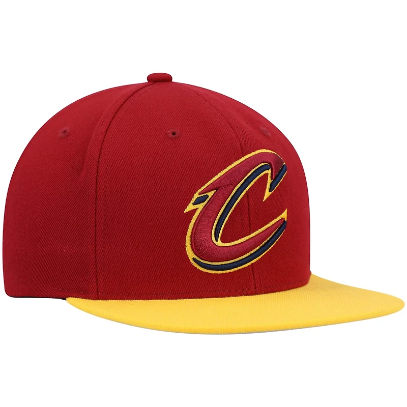 Mitchell  Ness Wine/ Cleveland Cavaliers Team Two-Tone 20 Snapback Hat