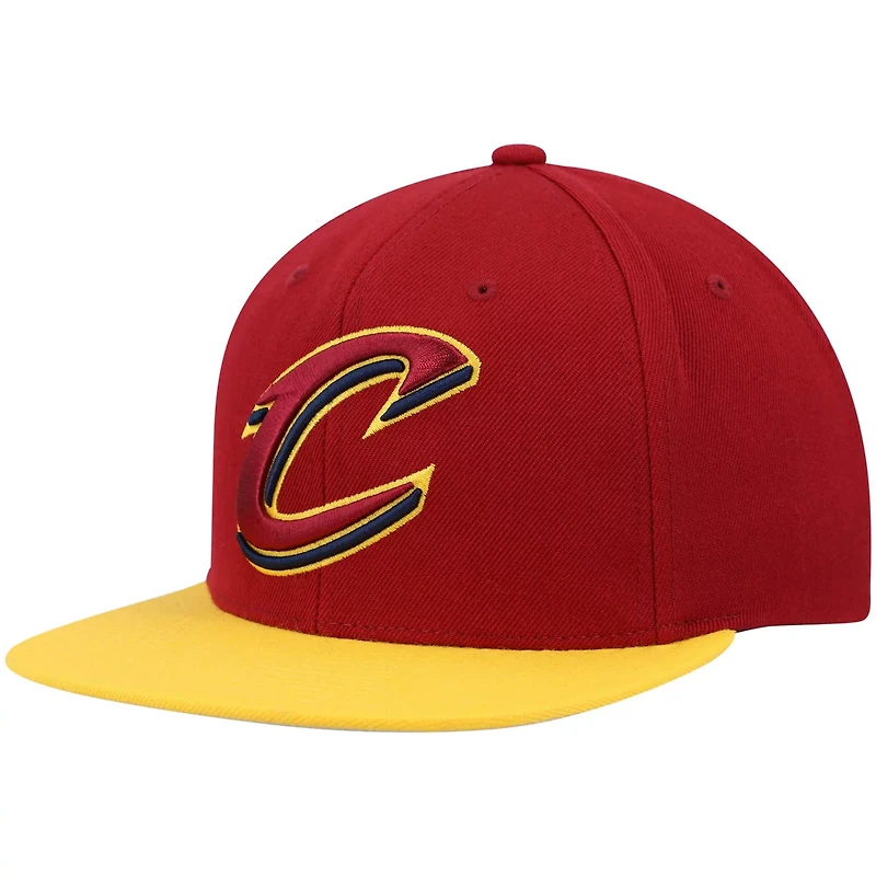Mitchell  Ness Wine/ Cleveland Cavaliers Team Two-Tone 20 Snapback Hat