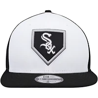 New Era /Black Chicago Sox 2022 Clubhouse Trucker 9FIFTY Snapback Hat