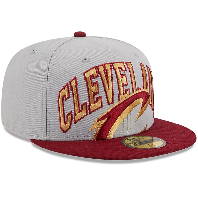 New Era /Wine Cleveland Cavaliers Tip-Off Two-Tone 59FIFTY Fitted Hat