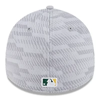 New Era Athletics 2025 MLB Clubhouse 39THIRTY Flex Hat