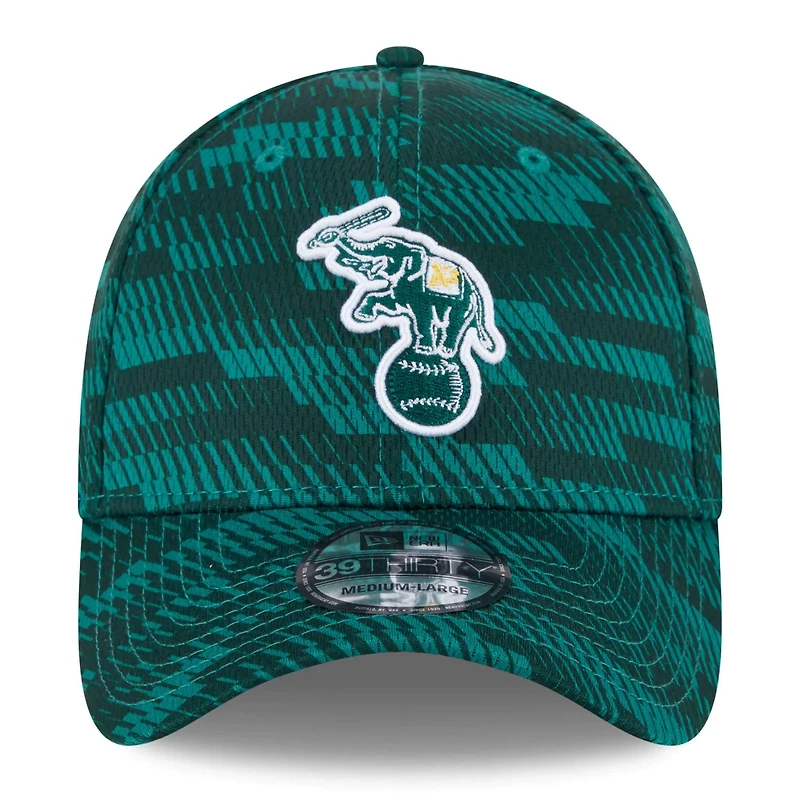 New Era Athletics 2025 MLB Clubhouse 39THIRTY Flex Hat