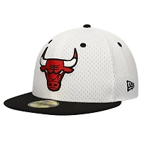 New Era Black Chicago Bulls Throwback 2Tone 59FIFTY Fitted Hat