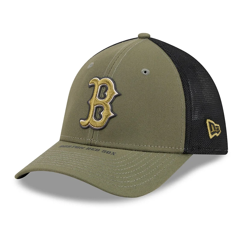 New Era Boston Red Sox 2026 Armed Forces Day 39THIRTY M-Crown Flex Hat