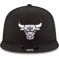 New Era Chicago Bulls  White Logo 9FIFTY Adjustable Snapback Hat