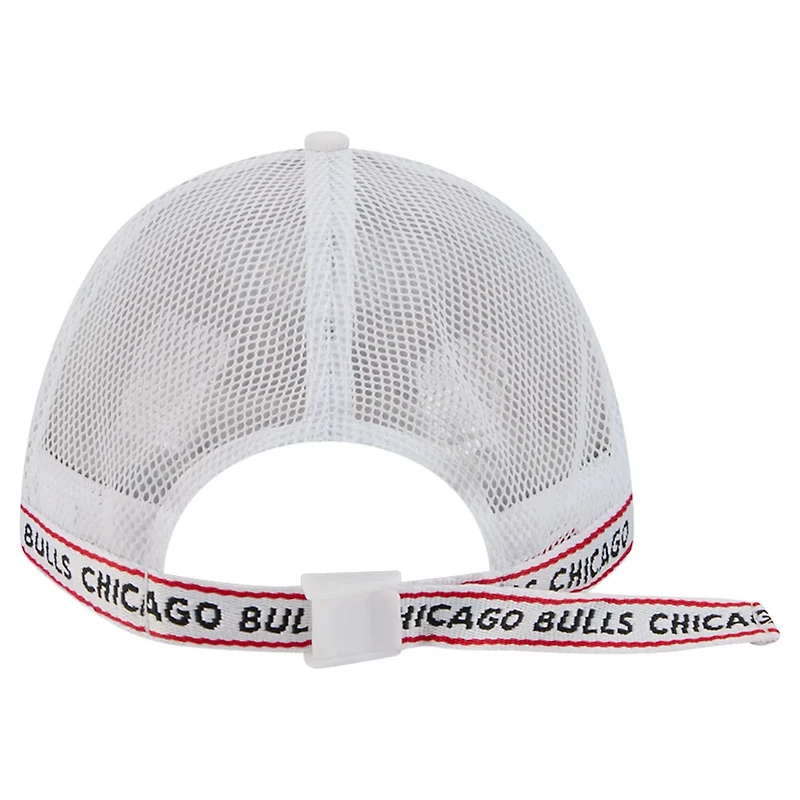 New Era Chicago Bulls Featherweight Team Tape 9FORTY M-Crown A-Frame Adjustable Hat