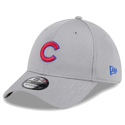 New Era Chicago Cubs Active Pivot 39THIRTY Flex Hat