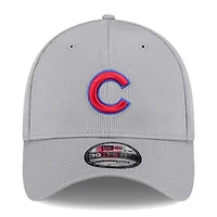 New Era Chicago Cubs Active Pivot 39THIRTY Flex Hat