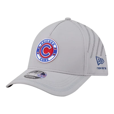 New Era Chicago Cubs Patch 39THIRTY A-Frame M-Crown Perforated Flex Hat
