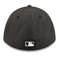 New Era Chicago White Sox 2026 Clubhouse M-Crown 39THIRTY Flex Hat