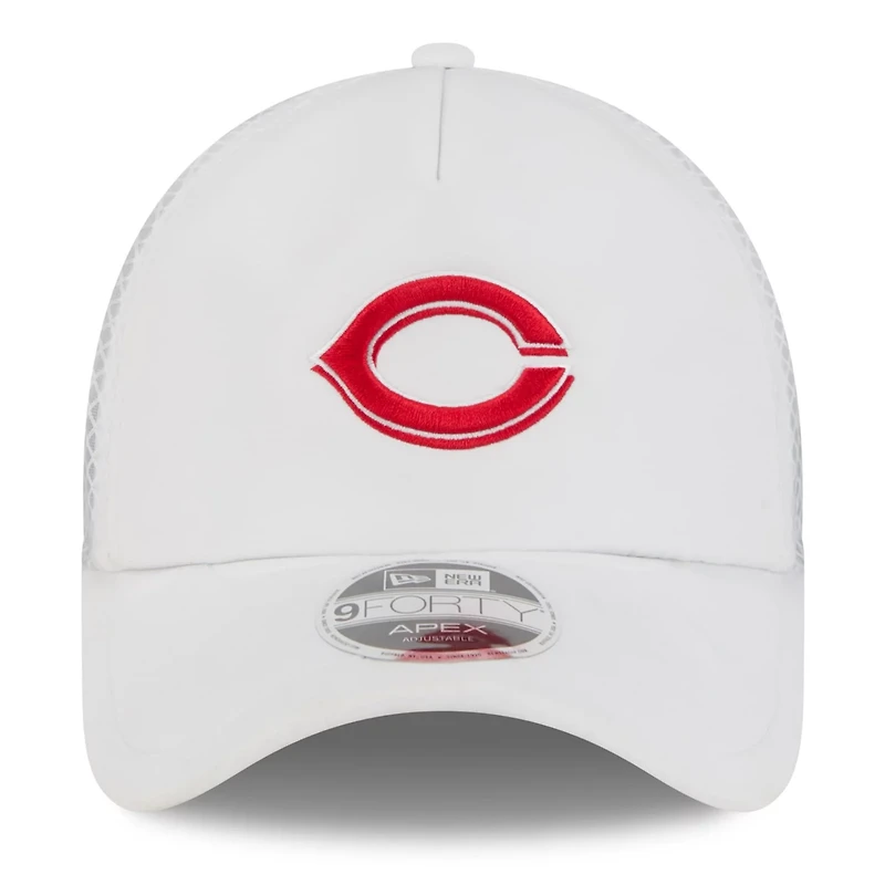 New Era Cincinnati Reds 2026 Batting Practice Apex 9FORTY Adjustable Trucker Hat