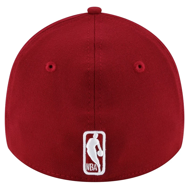 New Era Cleveland Cavaliers Logo 39THIRTY Flex Hat