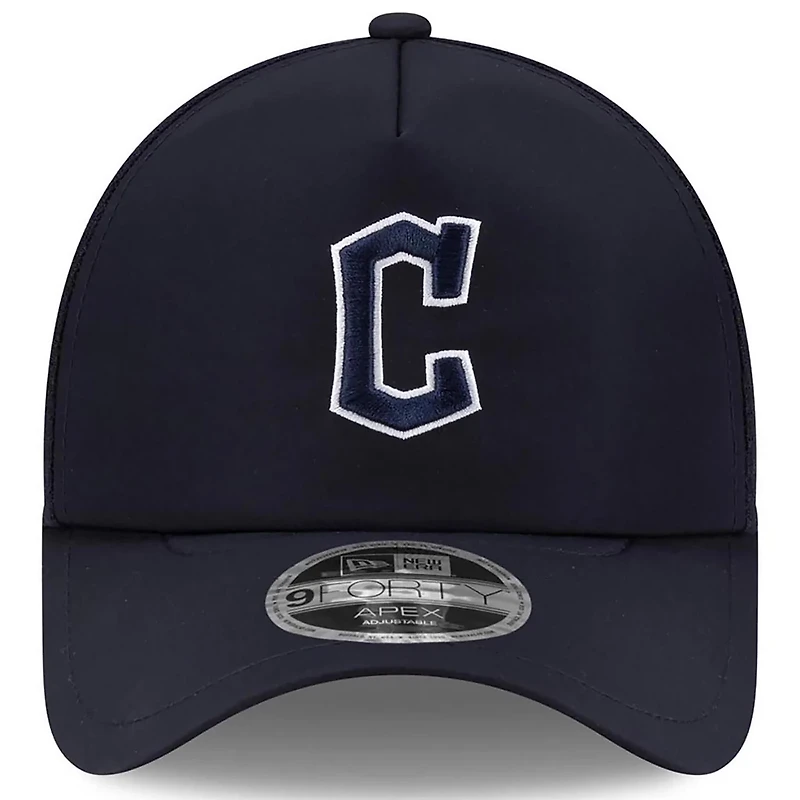 New Era Cleveland Guardians 2026 Batting Practice Apex 9FORTY Adjustable Trucker Hat