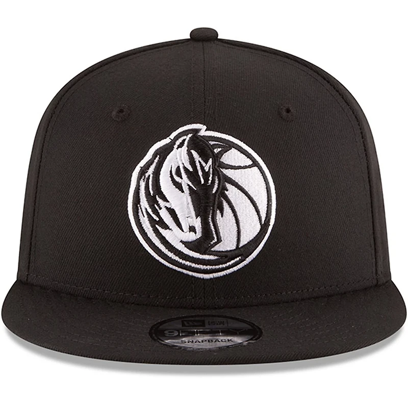 New Era Dallas Mavericks  White Logo 9FIFTY Adjustable Snapback Hat