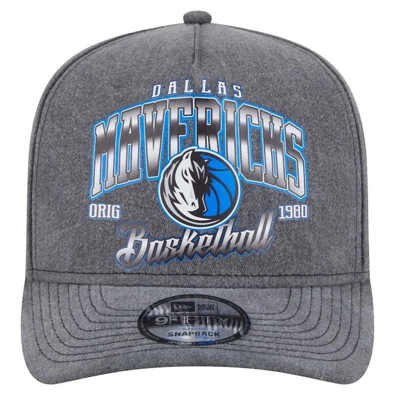 New Era Dallas Mavericks Throwback Washed Pre-Curved 9FIFTY Snapback Hat