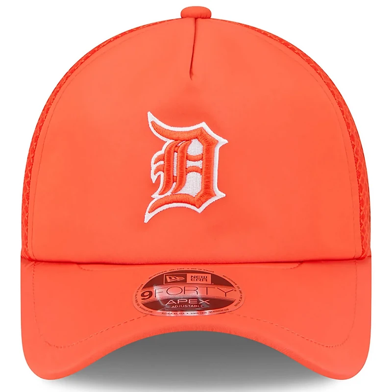 New Era Detroit Tigers 2026 Batting Practice Apex 9FORTY Adjustable Trucker Hat