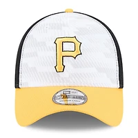 New Era Gold Pittsburgh Pirates 2025 MLB Clubhouse 39THIRTY Flex Hat