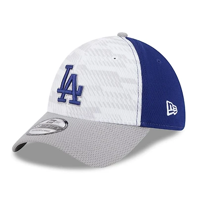 New Era Gray Los Angeles Dodgers 2025 MLB Clubhouse 39THIRTY Flex Hat