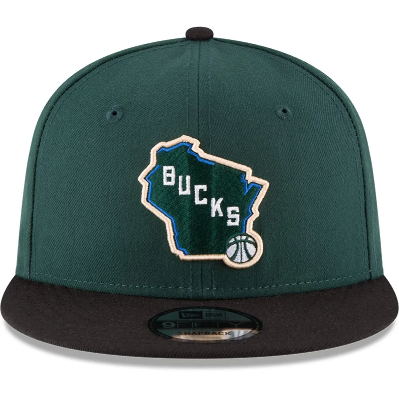 New Era Hunter Black Milwaukee Bucks 2-Tone 9FIFTY Adjustable Snapback Hat