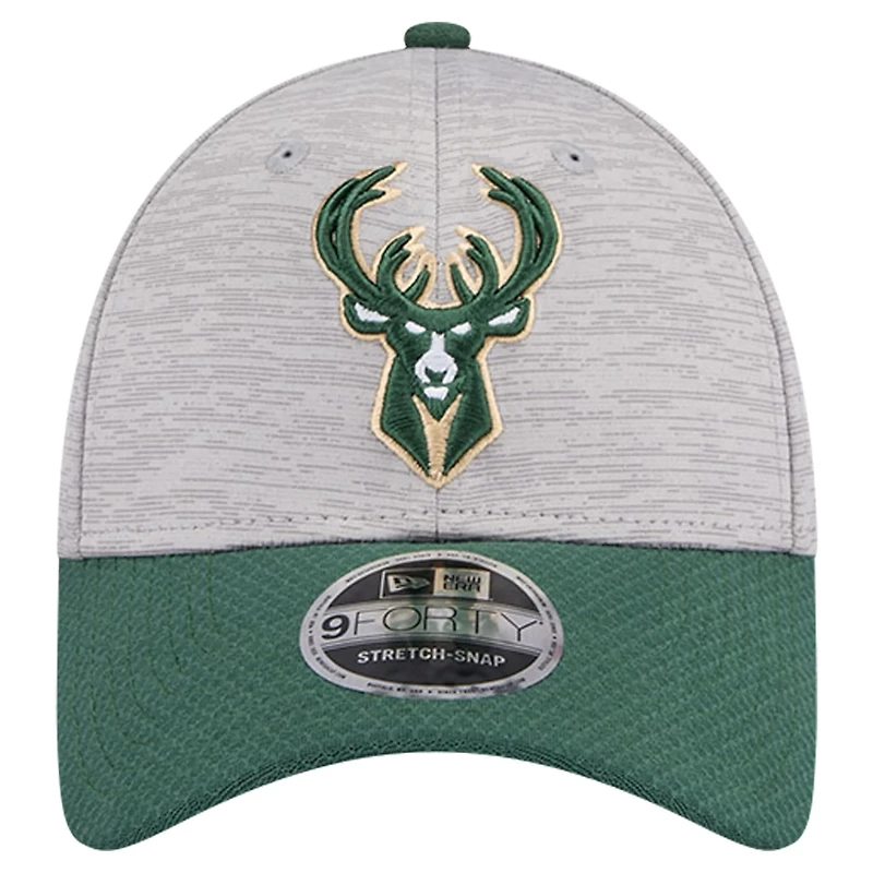 New Era Hunter Milwaukee Bucks Active Digi-Tech Two-Tone 9FORTY Adjustable Hat
