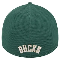 New Era Hunter Milwaukee Bucks Two-Tone 39THIRTY Flex Hat