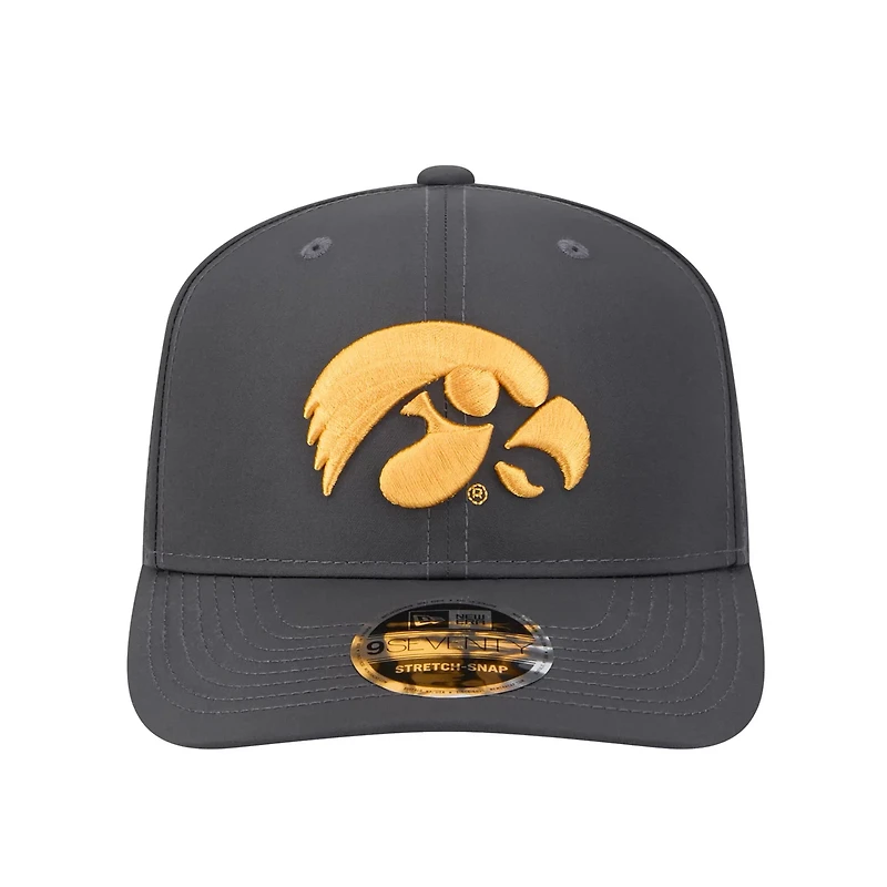 New Era Iowa Hawkeyes 9SEVENTY Stretch-Snap Hat