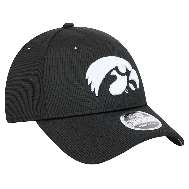 New Era Iowa Hawkeyes Pivot 9FORTY Stretch-Snap Adjustable Hat