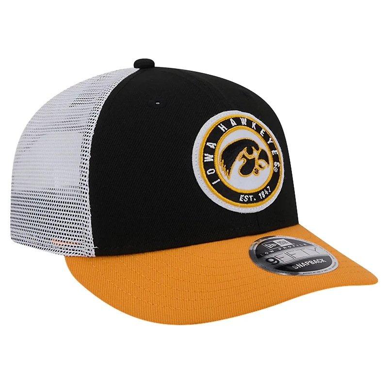 New Era Iowa Hawkeyes Throwback Circle Patch 9FIFTY Trucker Snapback Hat