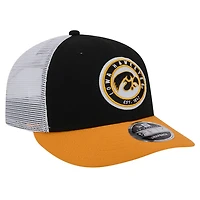 New Era Iowa Hawkeyes Throwback Circle Patch 9FIFTY Trucker Snapback Hat