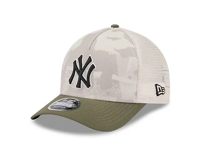 New Era Men's New York Yankees 2025 Armed Forces Day M-Crown 9FORTY A-Frame