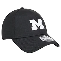 New Era Michigan Wolverines Pivot 9FORTY Stretch-Snap Adjustable Hat